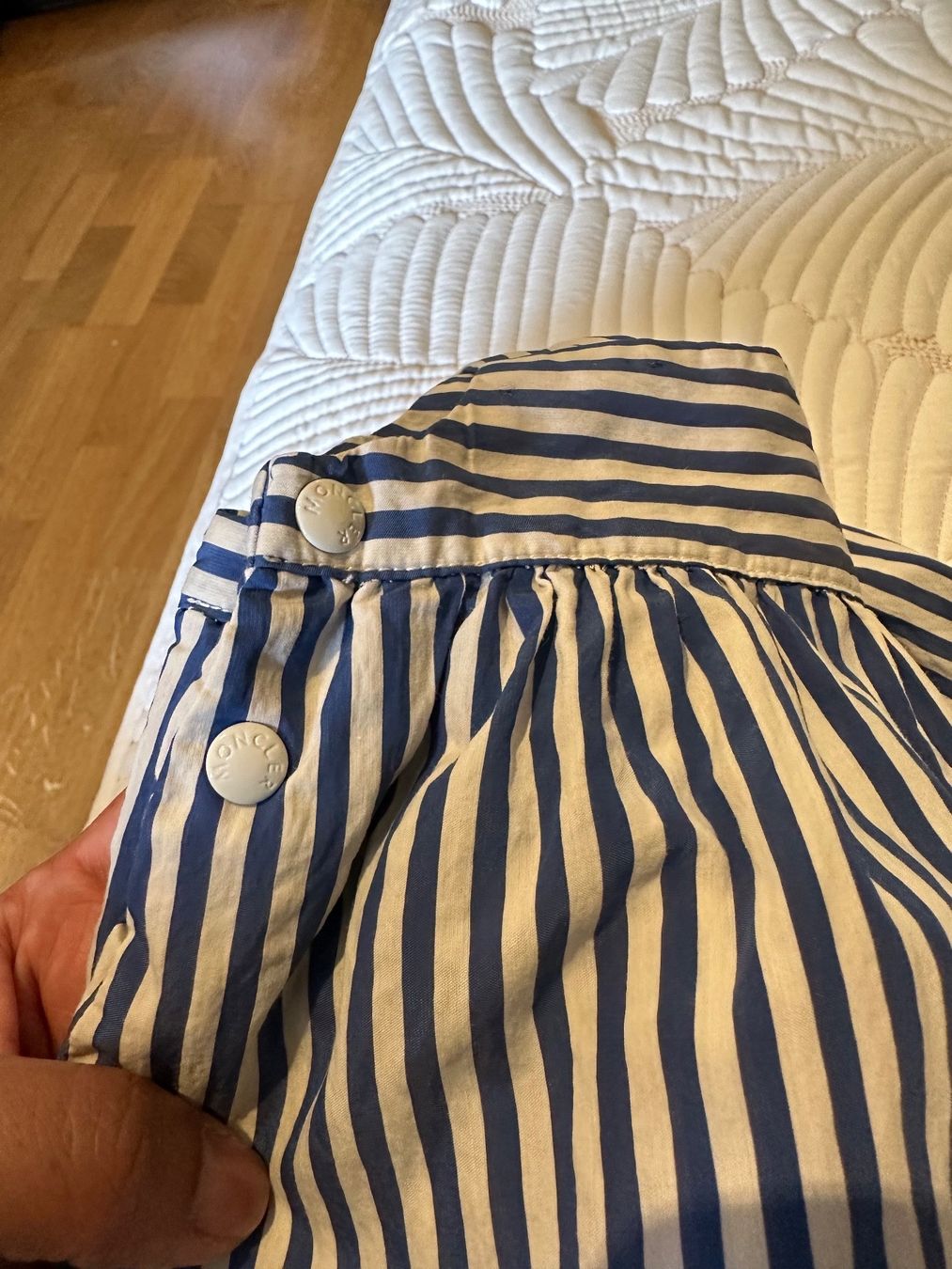 Moncler Hemden, Tops & T-Shirts: Moncler Baby set 18/24M – Gebraucht aus Zürich von Bybyana 4