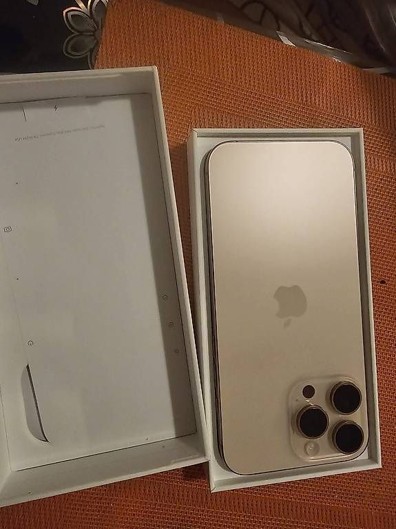 Telefoni cellulari / Smartphones: iPhone 16 Pro Max 512 GB  Desert Titanium – Nuovo e nell'imballaggio originale da Paradiso venduto da Asli 1