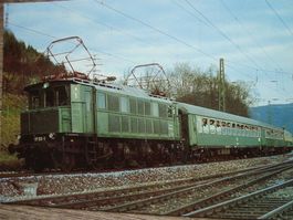Elektro-Schnellzuglok 117 113-1 der DB, früher DRG/DB E 17 1