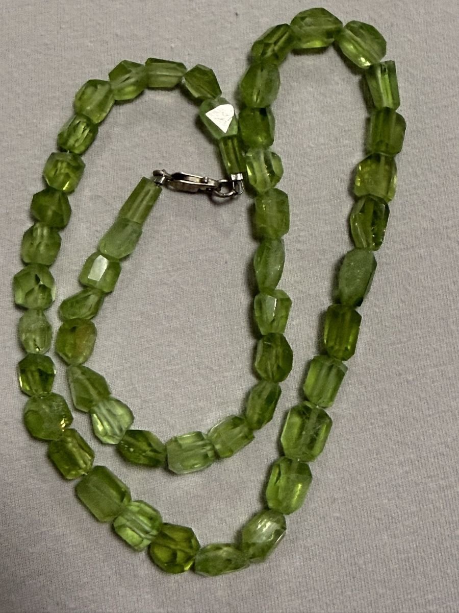 Colliers: Kette mit Peridot  – D'occasion à Oberhof par RealStone