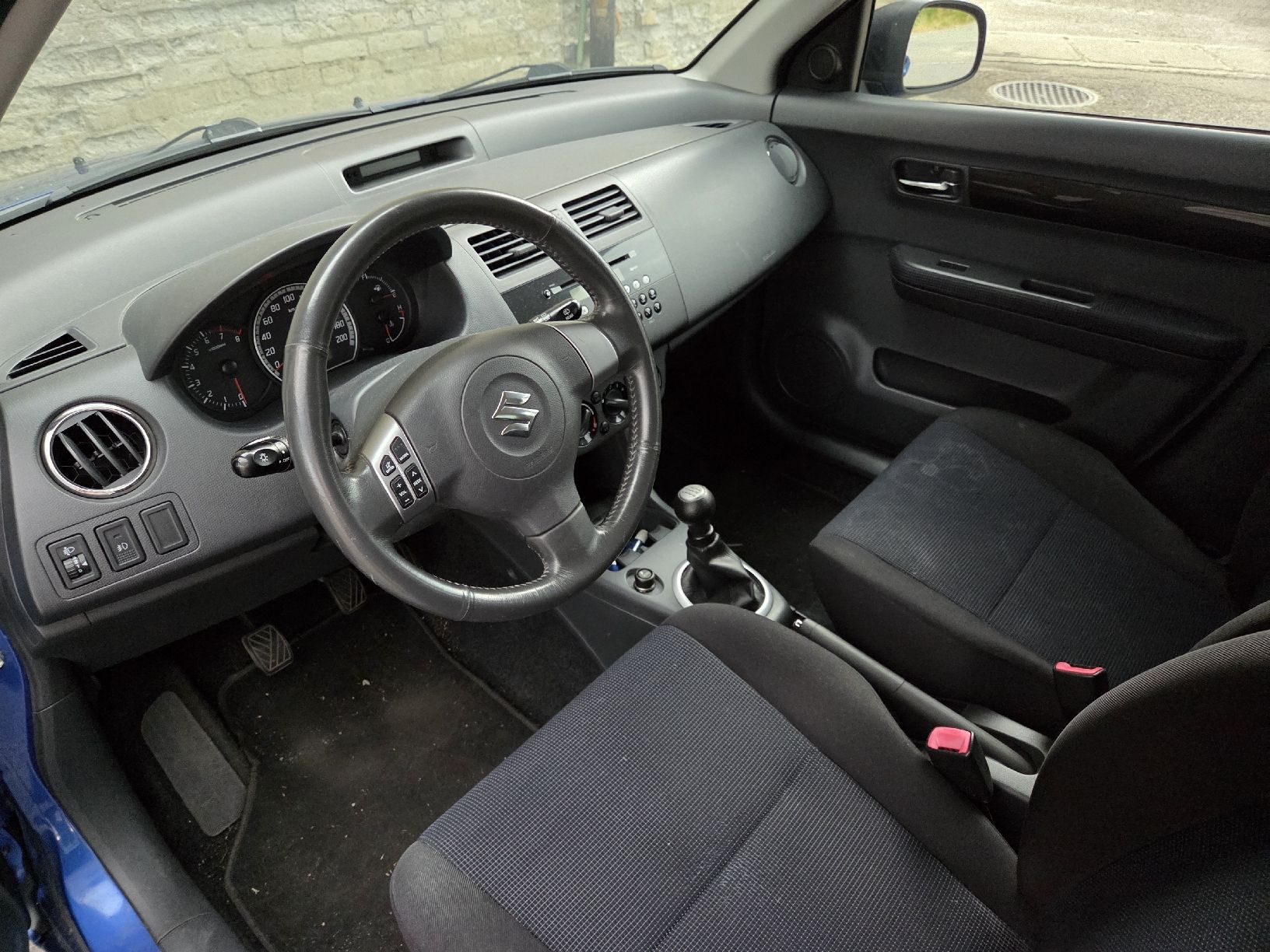 Suzuki Autos: Suzuki Swift 1.3 4WD – D'occasion à Gossau SG par mai_zmd7 4