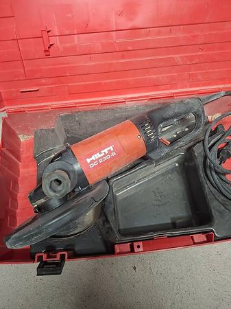 Hilti Winkelschleifer DC-230-S