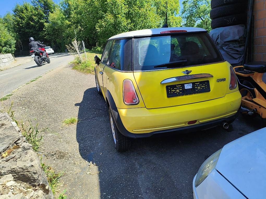 Autos: Mini. Cooper..mit MFK – Gebraucht aus Fulenbach von Elektronik