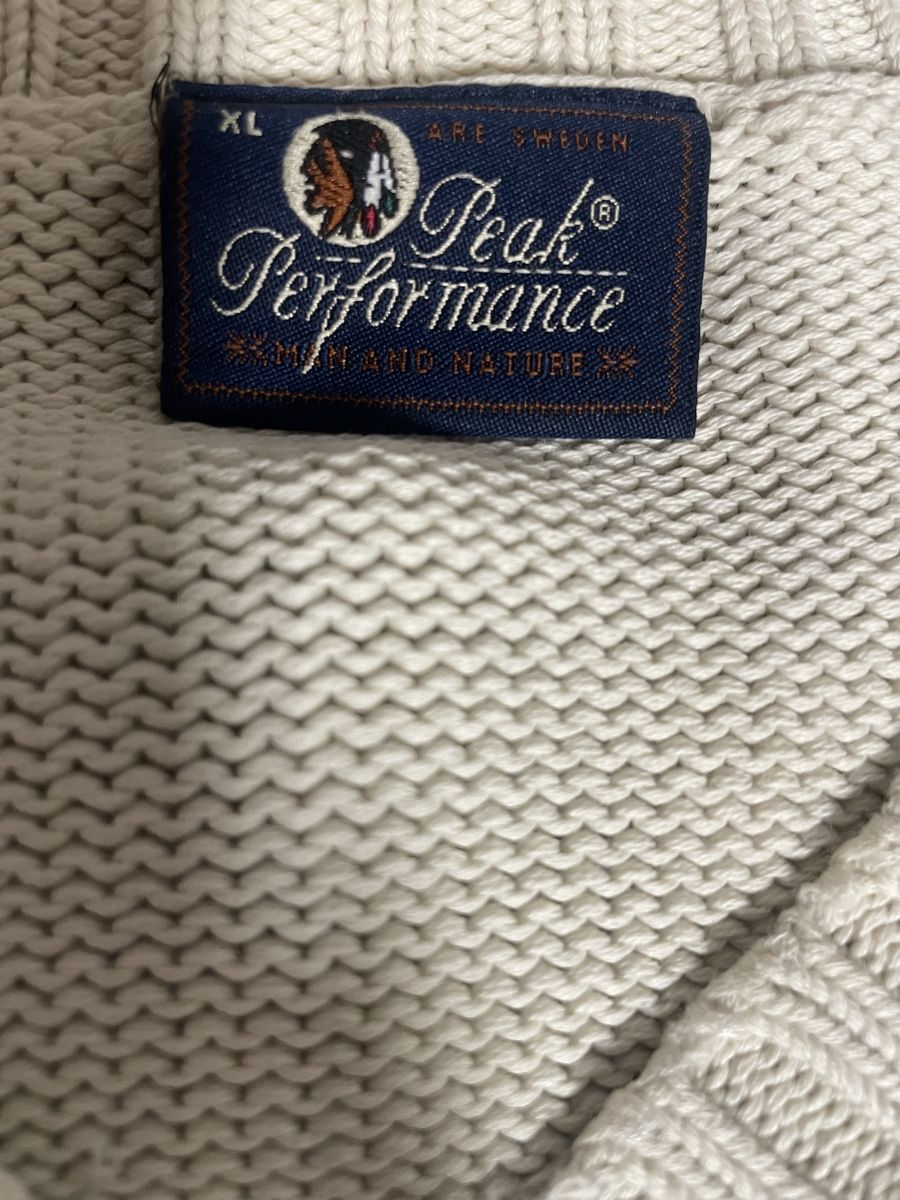 Maglioni & Felpe: Vintage Peak Performance Knit – Usato da Visp venduto da lut_8nkc 2
