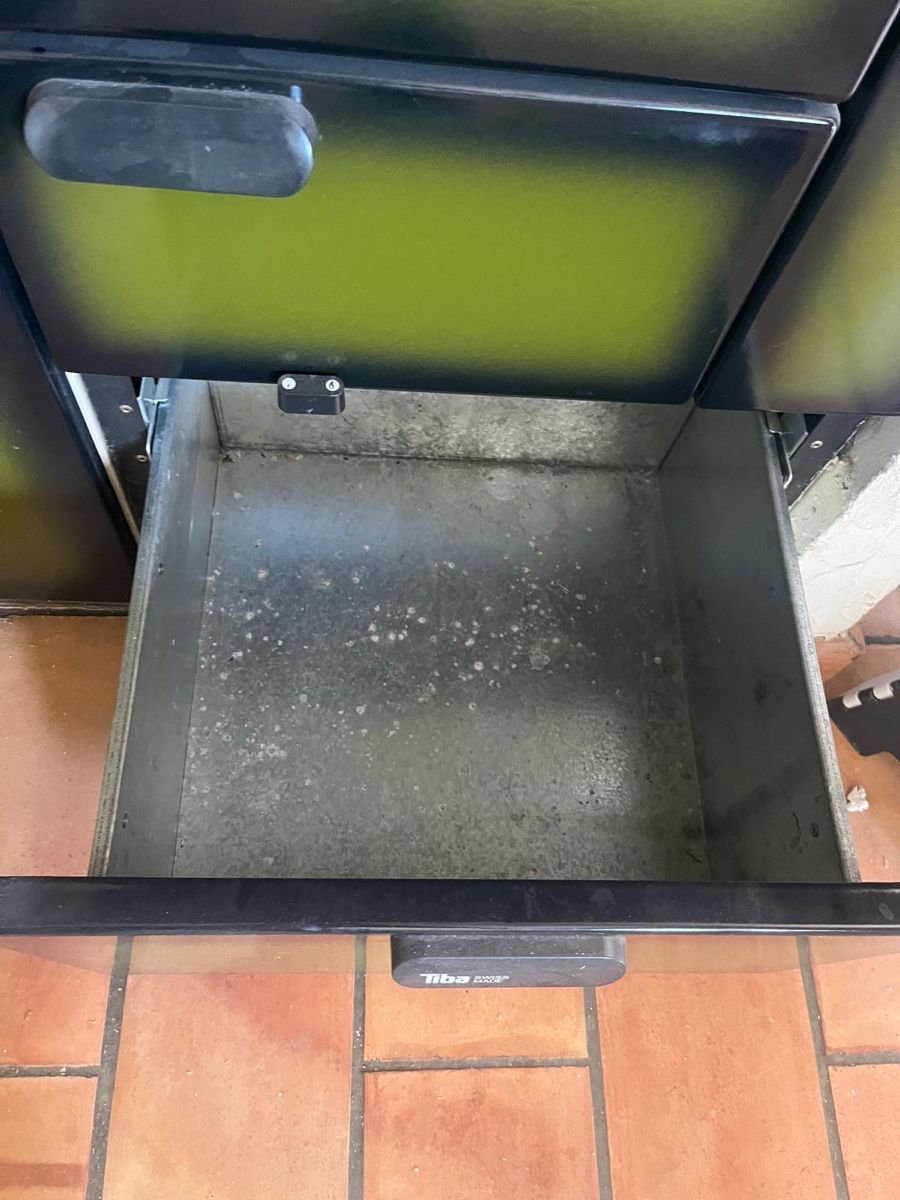 Cucine: Tiba Holzherd / Küchenherd – Usato da Oberägeri venduto da sab_qjy5 4