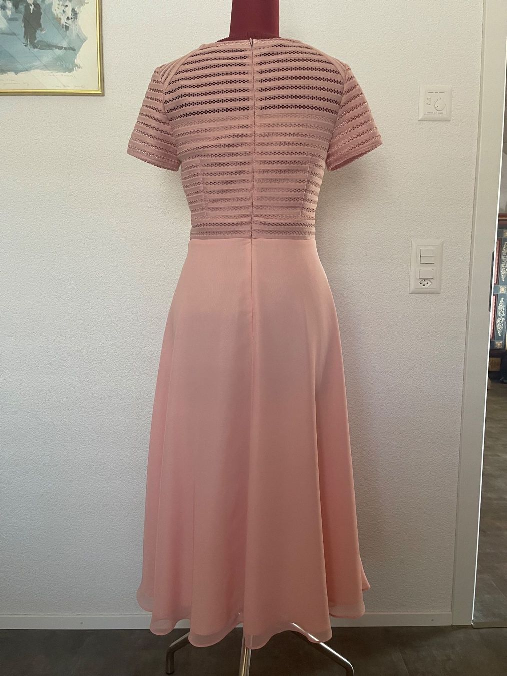 Kleider: Swing Cocktailkleid altrosa/nude Gr. 36 – Gebraucht aus Dörflingen von Benz63 2