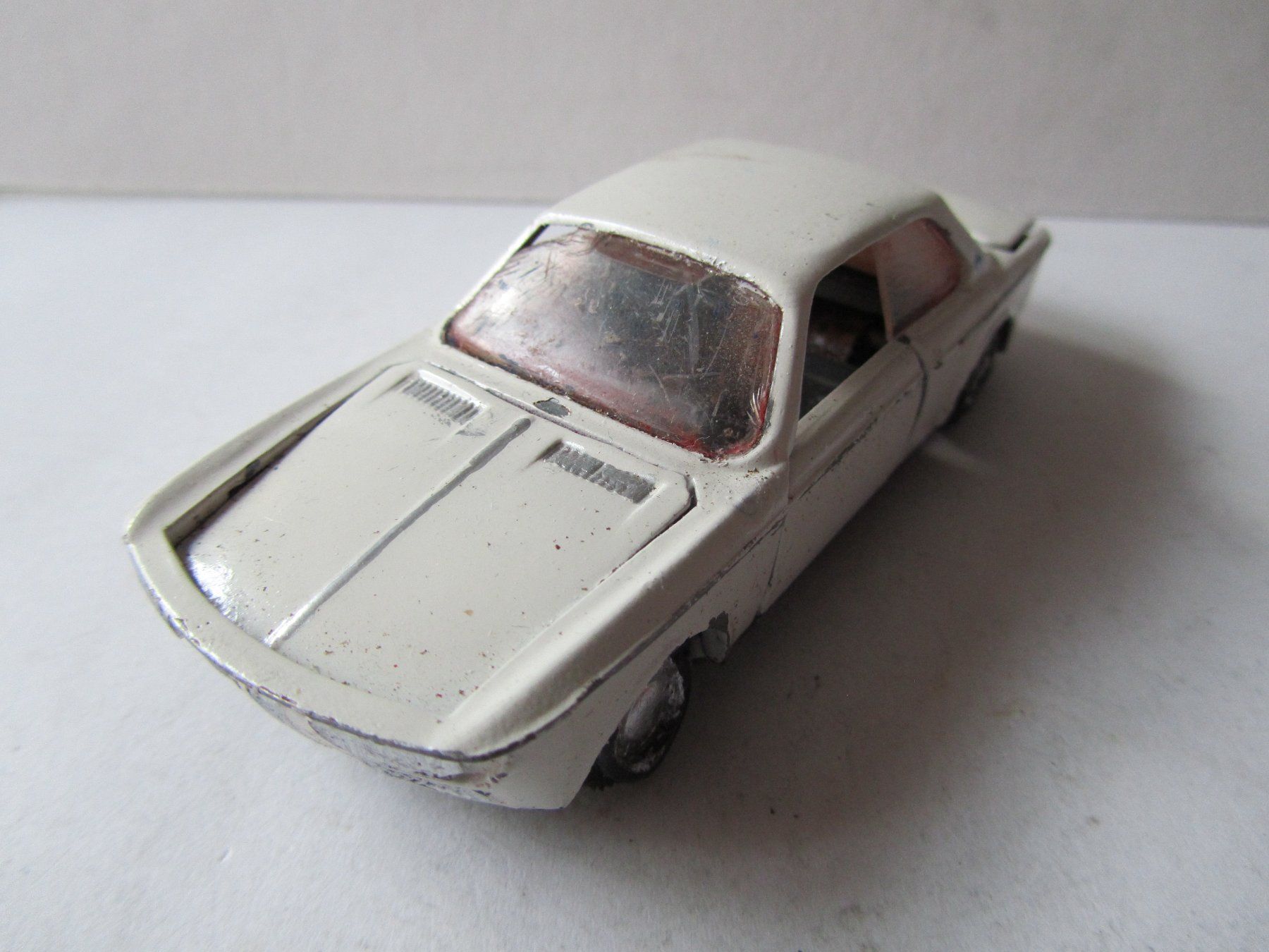 BMW Voitures modèles: BMW 2000 CS, Sablon 4 Belgien – D'occasion à Weiningen ZH par dietsch57 4