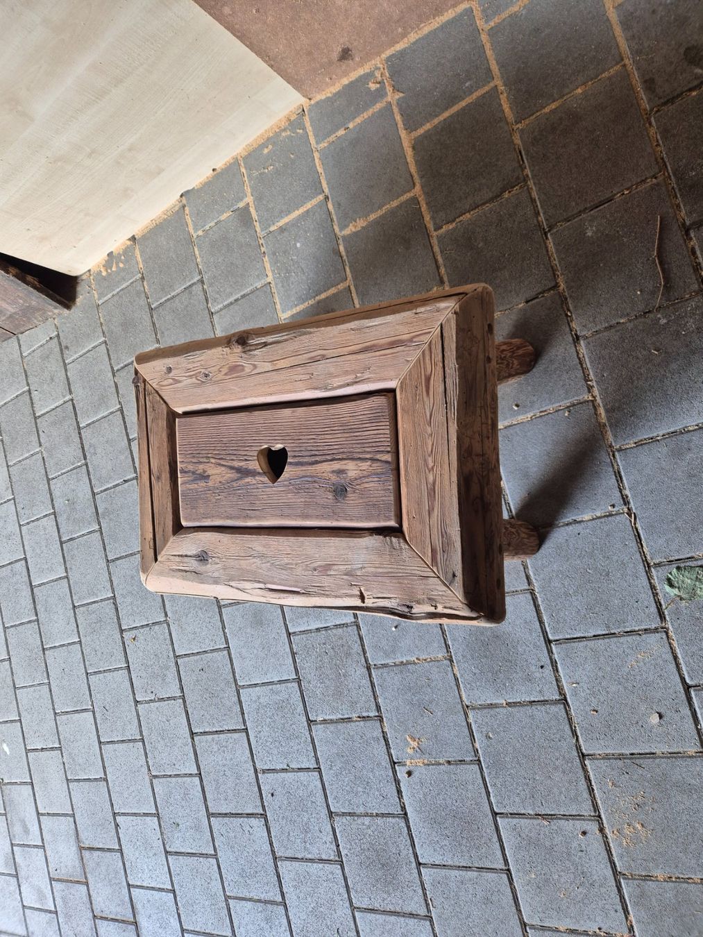 Tavoli: Holztisch rustikal – Nuovo (secondo la descrizione) da Schafhausen i. E. venduto da Grindelwald2 4