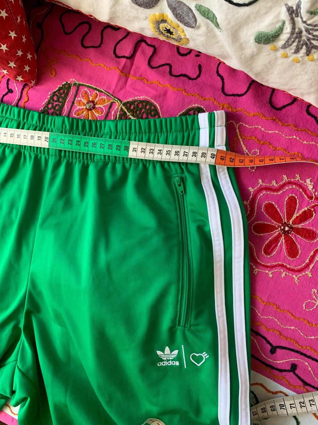 Adidas Hosen: Adidas Herrenhose – Neu (gemäss Beschreibung) aus Zürich von benebiene 7