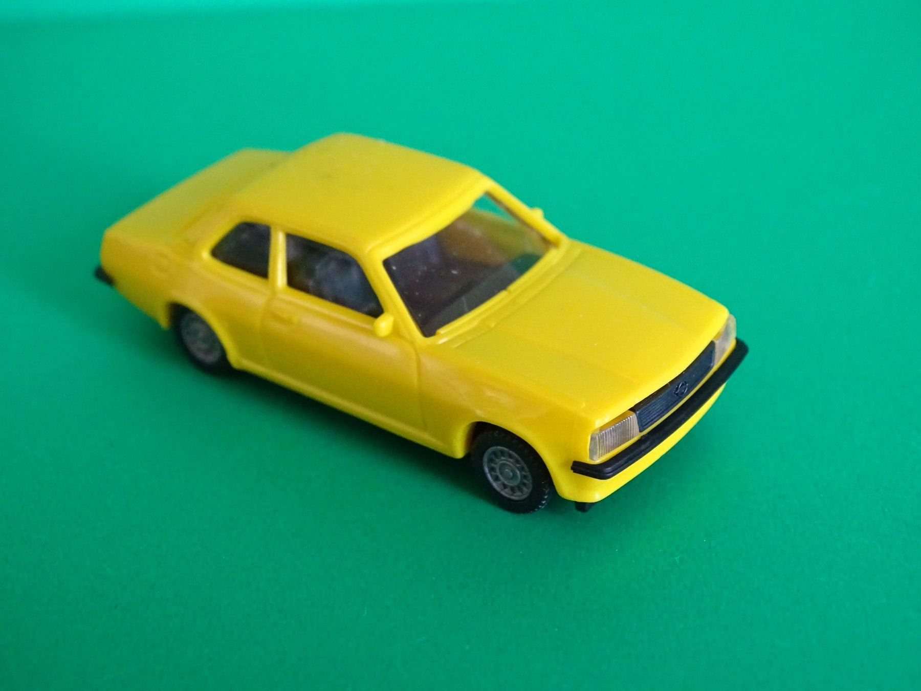 Opel Modellini d'auto: Opel Ascona von Euromodel 1/87 – Nuovo (secondo la descrizione) da Bretzwil venduto da Meex 1