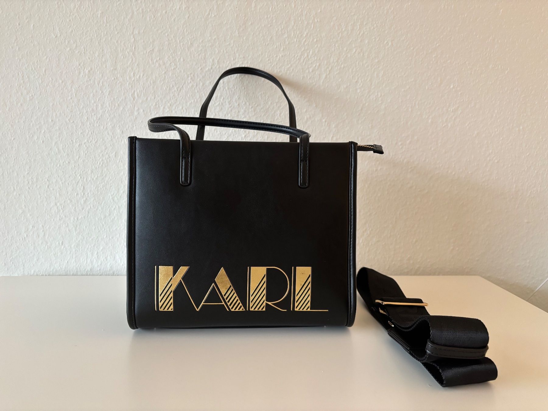 Karl Lagerfeld Borse da donna: KARL LAGERFELD Handtasche schwarz – Nuovo e nell'imballaggio originale da Aarau venduto da cpi_j52n 6