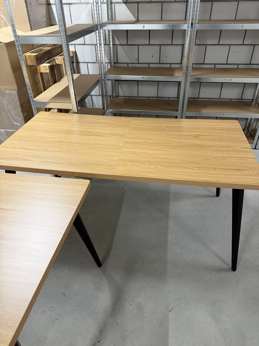 Tavoli: Table en bois robuste élégante – Nuovo (secondo la descrizione) da Biel/Bienne venduto da Birol 2