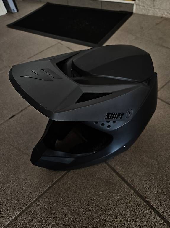 Caschi & visiere: Casque de moto Shift – Usato da Tramelan venduto da Vipers1 3