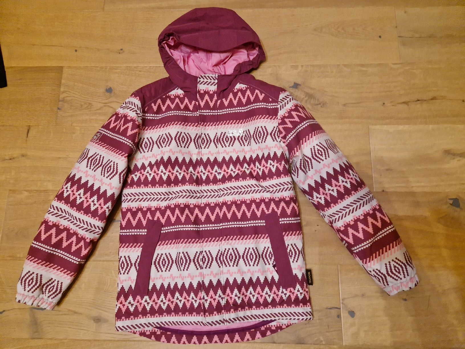 Jack Wolfskin Giacche & Cappotti: Jack Wolfskin Mädchen Winterjacke Gr. 152 – Usato da Mellingen venduto da BiBi.16