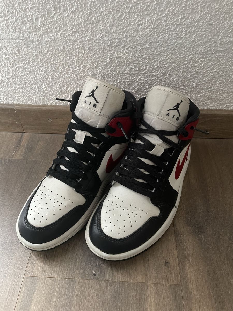 Jordan Scarpe da uomo: Jordan 1 – Usato da Dompierre FR venduto da matmath 4