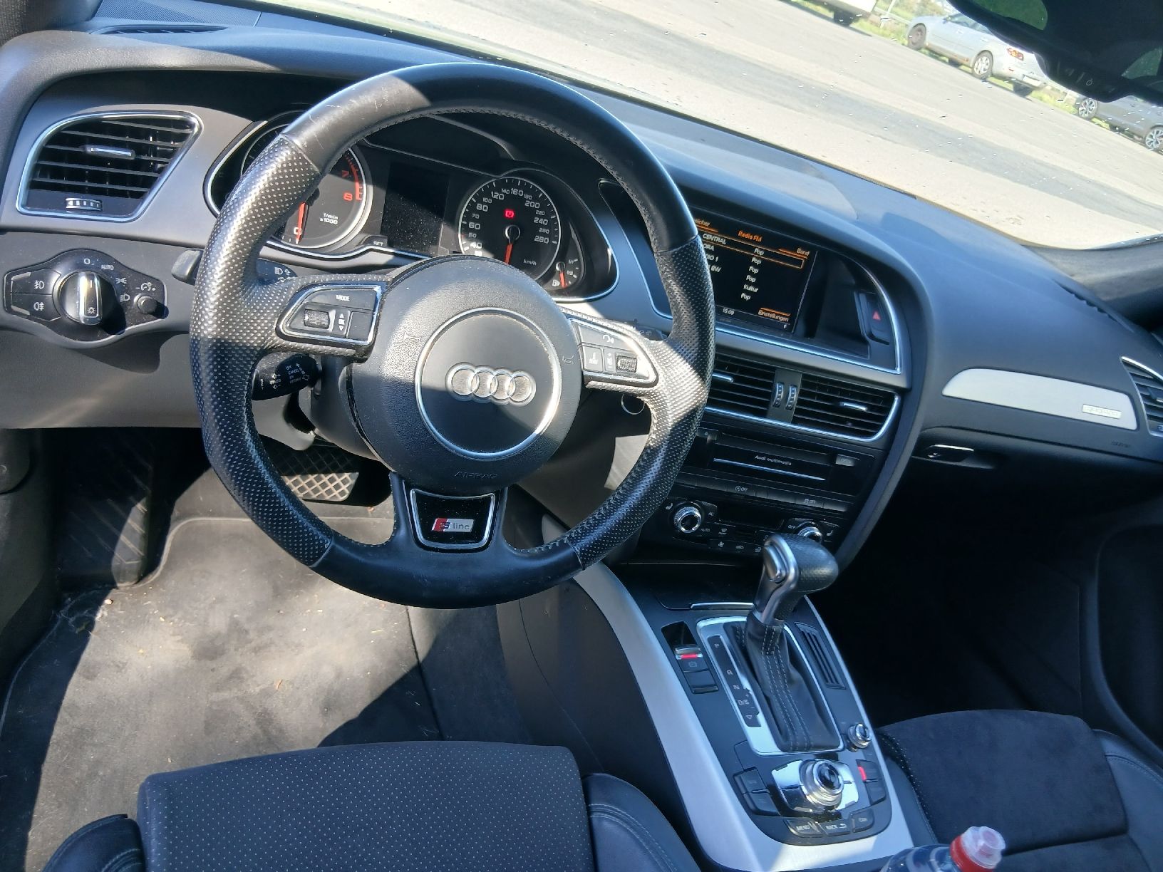 Audi Autos: audi a4 – D'occasion à siebnen par mausi815 1
