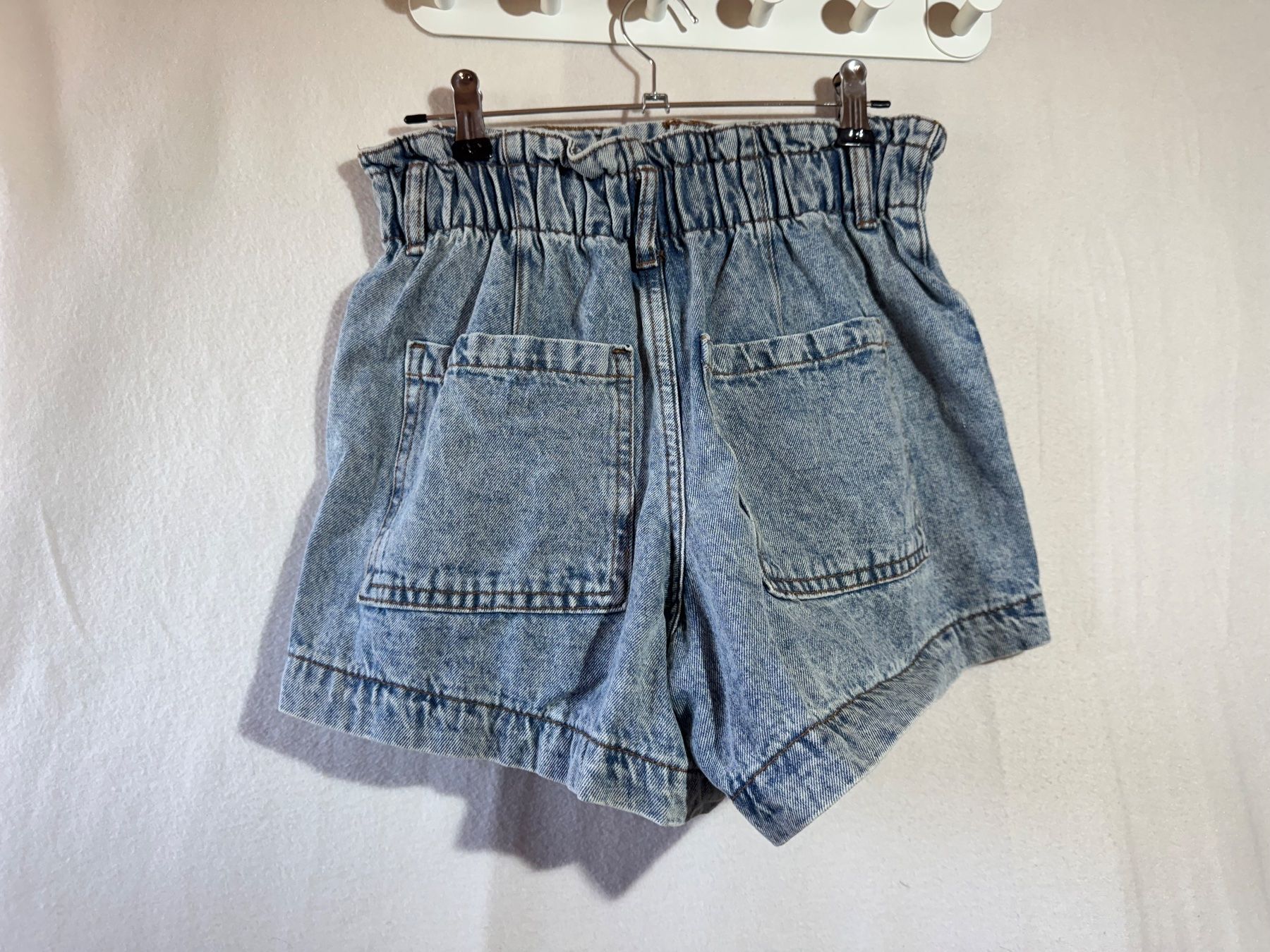 Jeans: Kurze Jeans von Esmara Gr. 34 – Usato da Grosswangen venduto da SALE_SALE_SALE 4
