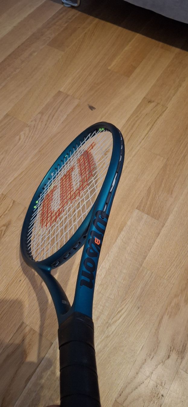 Wilson Racchette: Tennisschläger BLADE 25 V9 RKT – Usato da Langnau i. E. venduto da Silisen 1