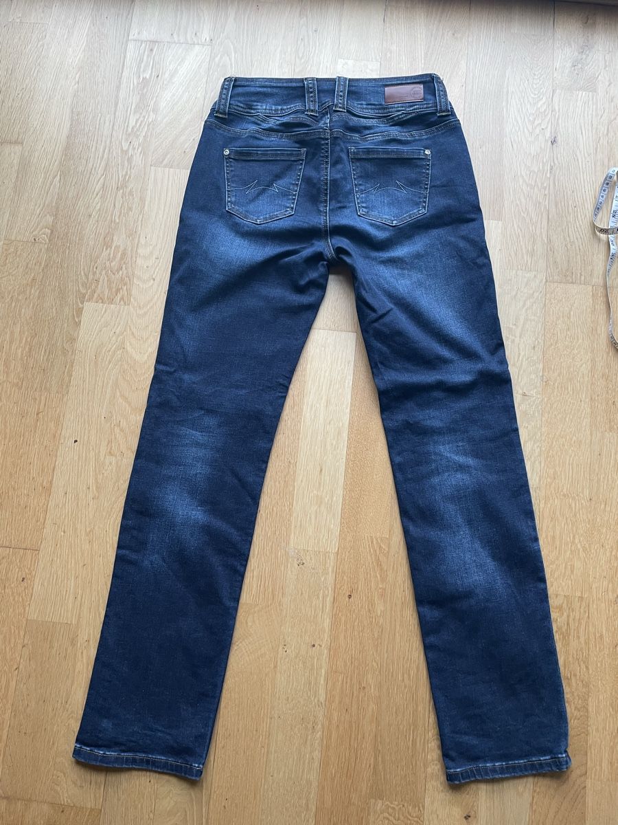 Jeans: Jeans Hose Chicorée Denim Gr 38 – Usato da Murten venduto da bobby99777744 1