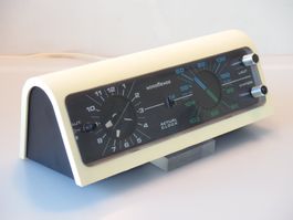 Nordmende Radiowecker Uhr Retro Vintage (defekt!)