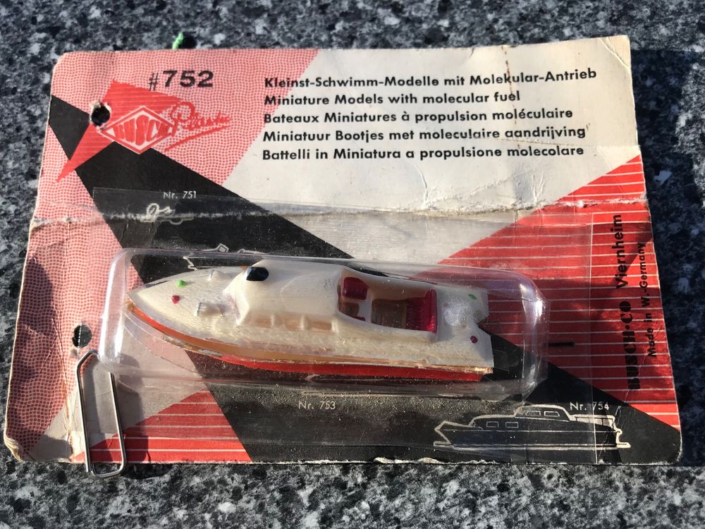 Busch Schwimm Modell mit Molekular Abtrieb | Kaufen auf Ricardo