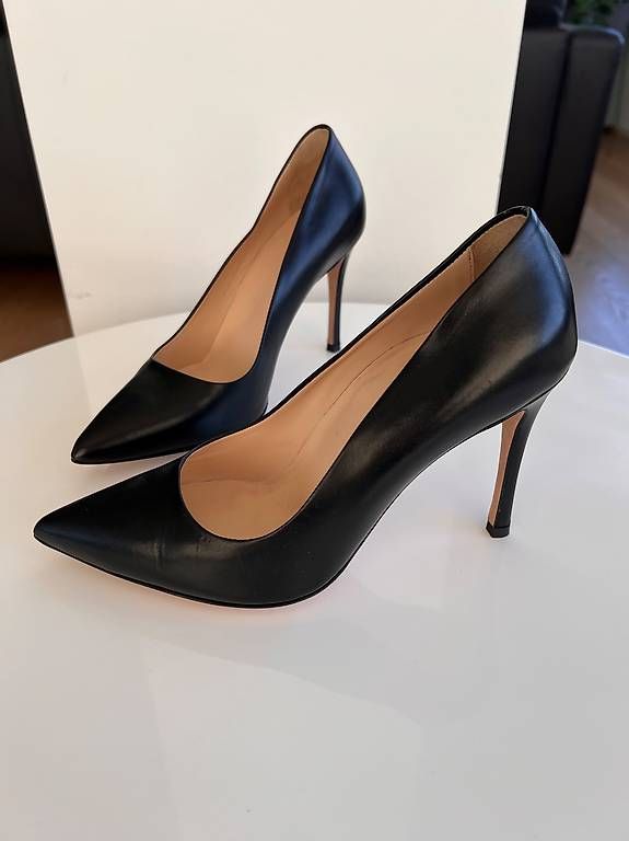 Damenschuhe: Schuhe Navyboot Leder Gr 38 – Gebraucht aus Zürich von cat_9qyy