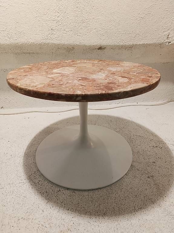 Tulip Tavoli: Saarinen Marmor Tisch – Usato da Winterthur venduto da style-and-design.zrh 1