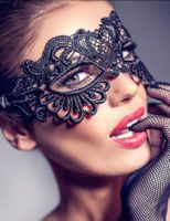 Elegante schwarze Spitzen-Augenmaske