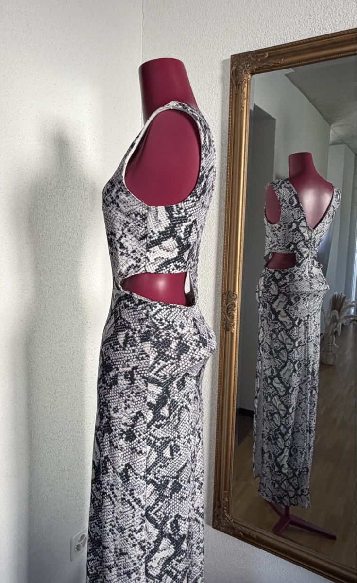 Vestiti: Party Maxikleid – Nuovo (secondo la descrizione) da Niederuzwil venduto da Lisascloset 1