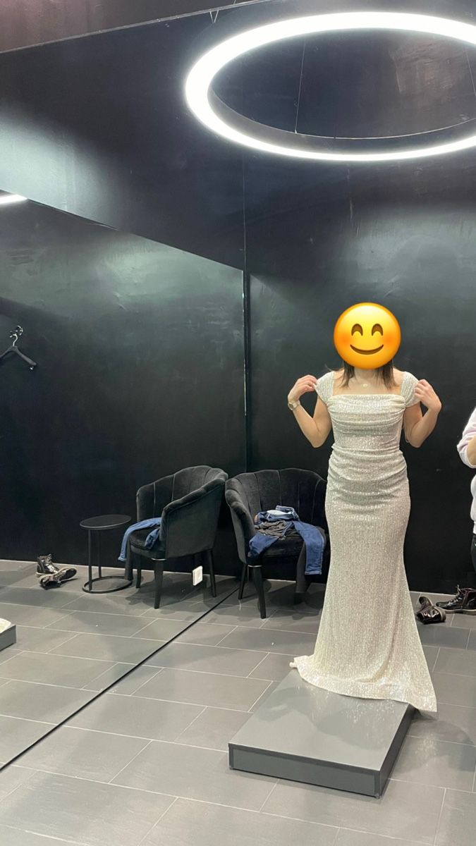 Vestiti: Kleid – Usato da Langenthal venduto da Nu89 4
