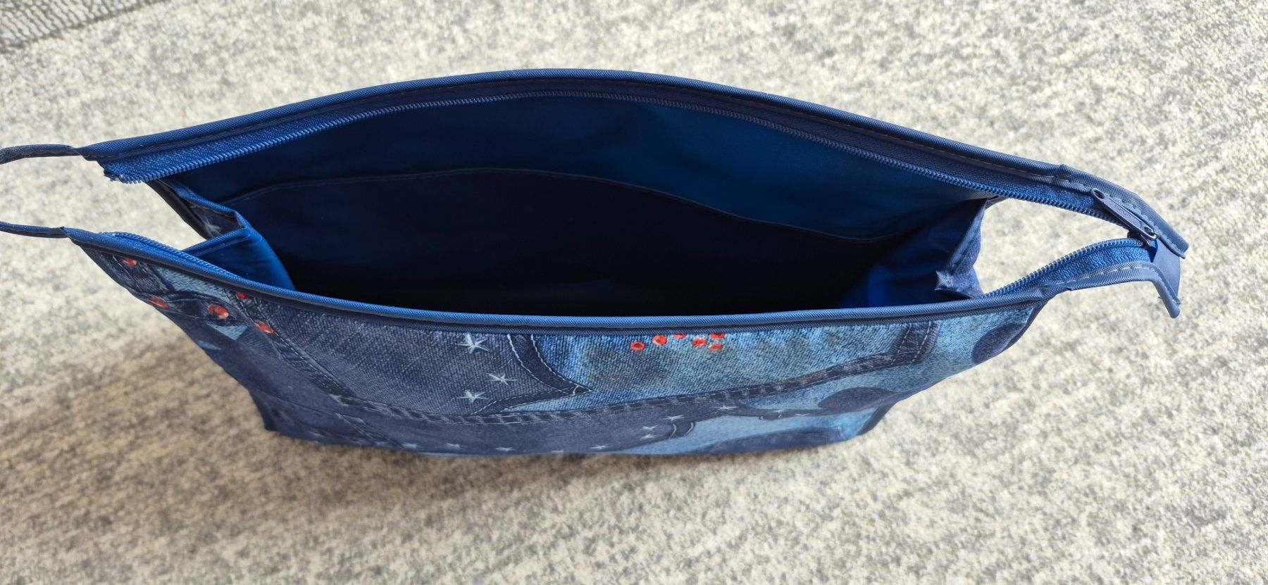 Custodie per cosmetici: Nessesaire / Kosmetiktasche im Jeans-Look – Usato da Eggersriet venduto da Fredb 2