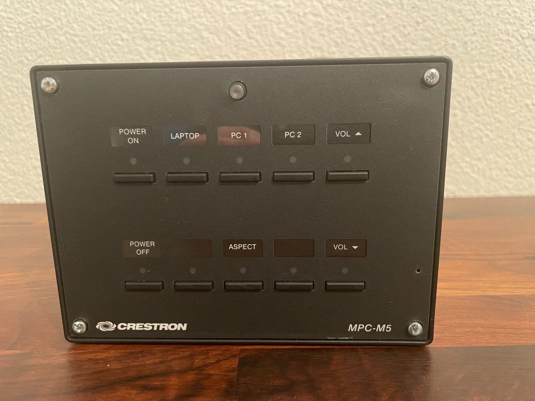 Composants électroniques: Crestron Digital Media mit Controller – D'occasion à Mellingen par Browser67 4