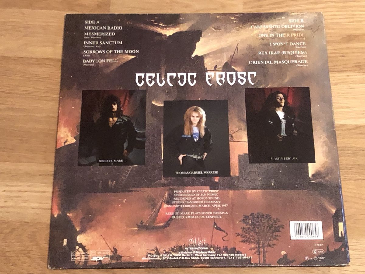 Vinyles: Celtic Frost. 1987.  Into The Pandemonium – D'occasion à Faulensee par Mizuno06 3