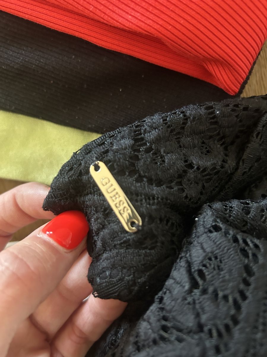 Lots de vêtements: Damen Oberteile Kleiderpaket – D'occasion à Matzendorf par Fla5 5