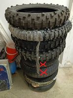 Supermoto, Motocross und Motorrad Reifen 8 Stk Neu