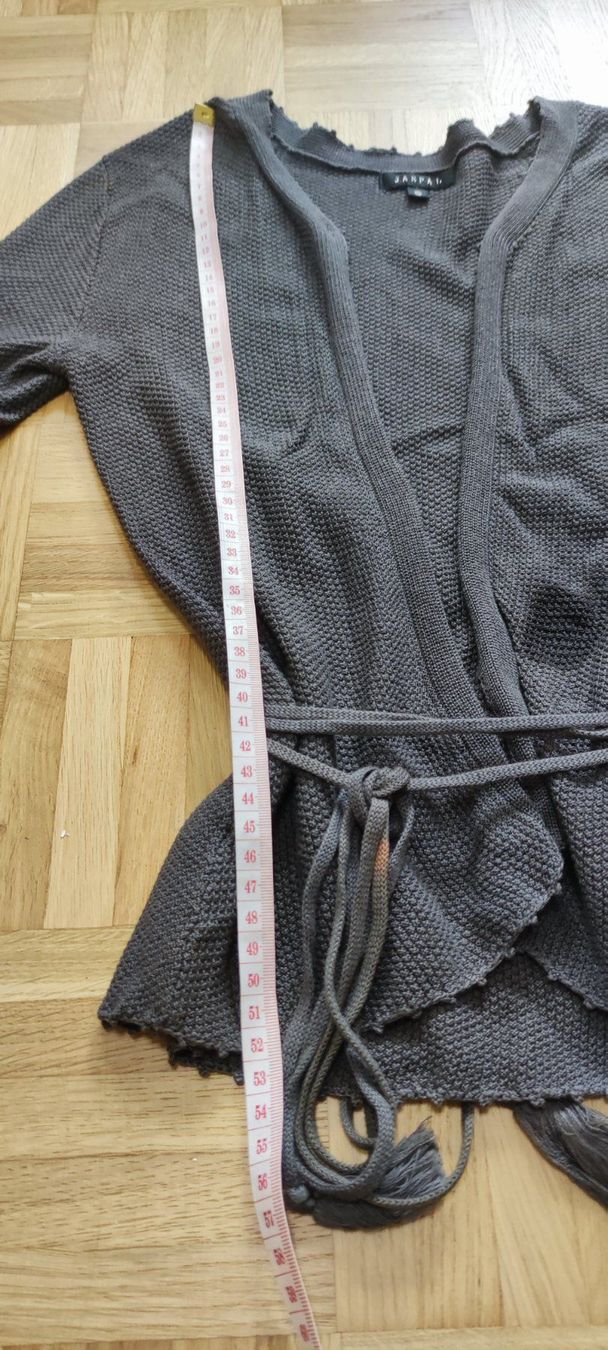 Giacche: Cardigan xs-s – Usato da Rüti ZH venduto da Happynong 5