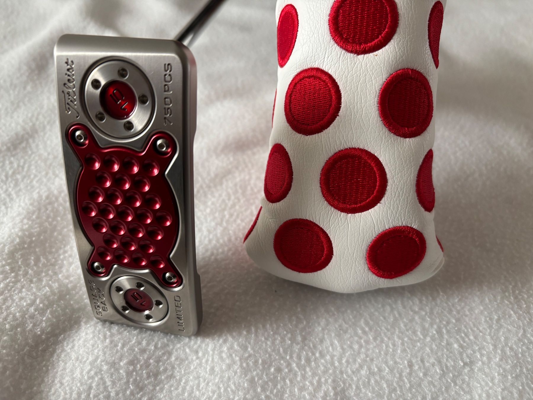 Scotty Cameron Mazze & Set: Scotty Cameron Square Back Limited 750 Putter – Nuovo (secondo la descrizione) da Baar venduto da adn_c9tx