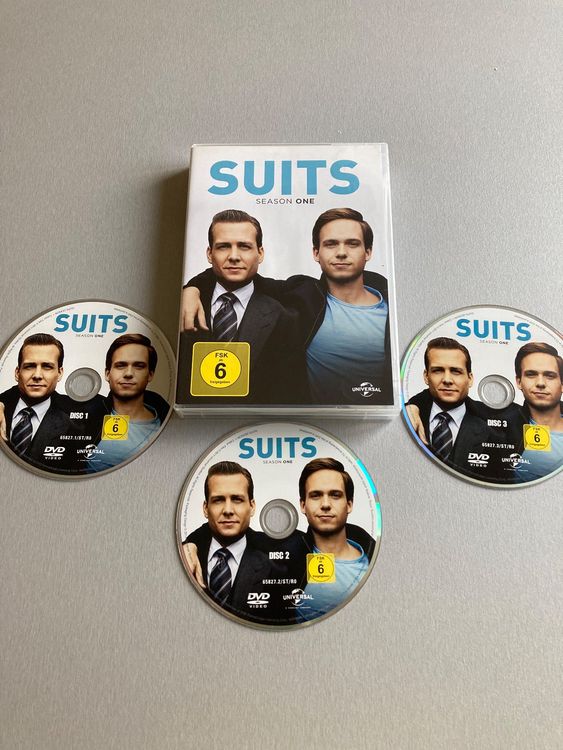 SUITS - Staffel 1 mit 3 DVDs (Gebraucht) in Wald ZH für CHF 3 – mit ...