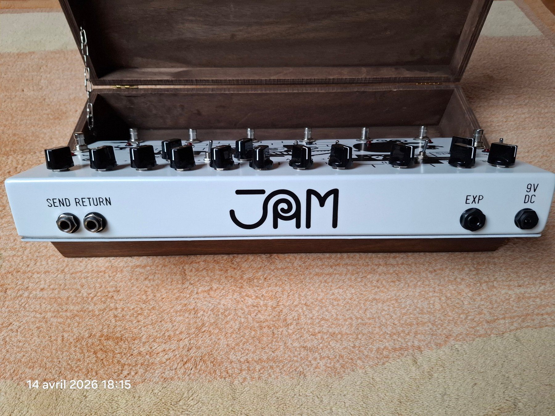 Strumenti musicali: JAM pedals Pink Flow + power supply 9V – Usato da Yverdon-les-Bains venduto da Dan00 4