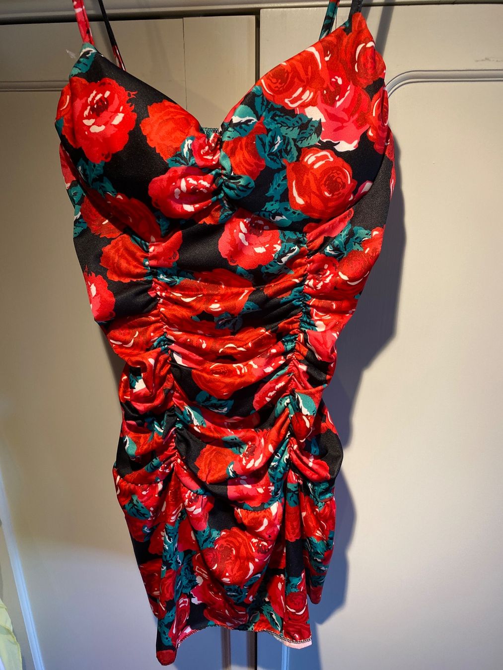 Kleider: TRÄGERKLEID-SEIDENGLANZ-ROSEN – Neu und originalverpackt aus Meienried von ManuelaBoutique 2