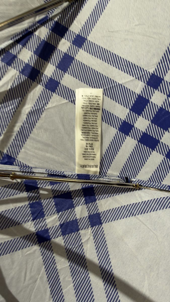 Burberry Ombrelli: Burberry Schirm, blau/weiss kariert – Nuovo e nell'imballaggio originale da Lachen SZ venduto da HelvetiaLuxury 6