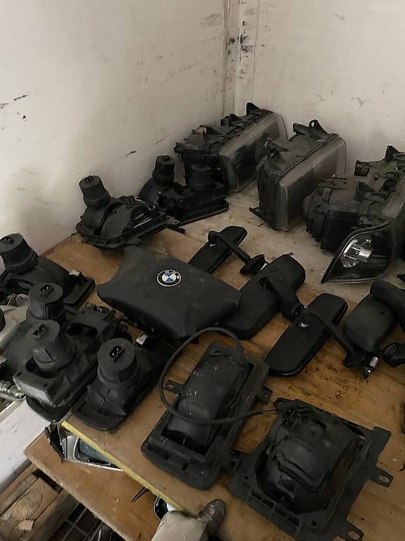 Alle Autoersatzteile: Bmw e30 – Gebraucht aus Biasca von dam_v27g 4