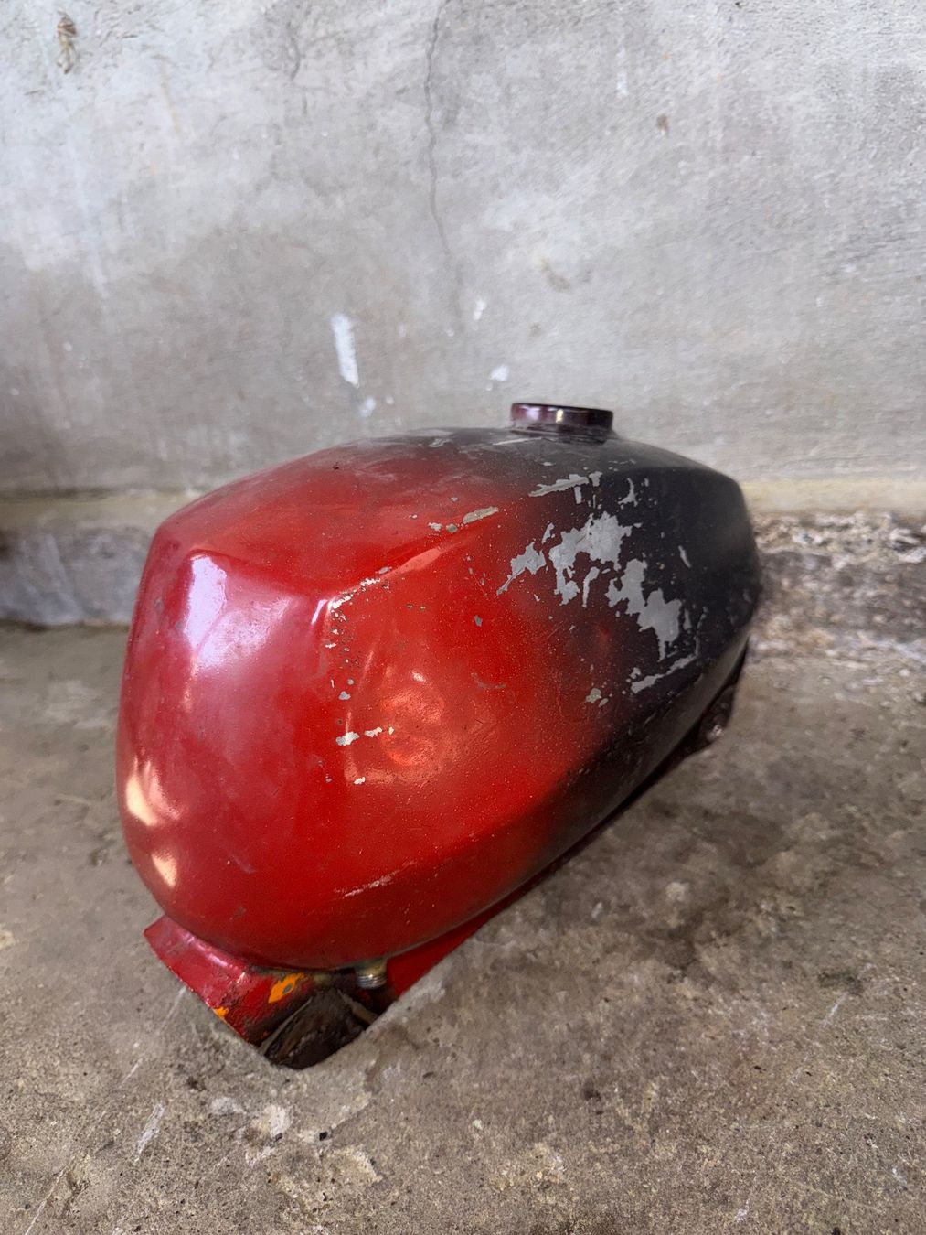 Sachs Mofa-Ersatzteile: Sachs Mofa Tank – Defekt aus Fahrni b. Thun von berger_tuning34 2