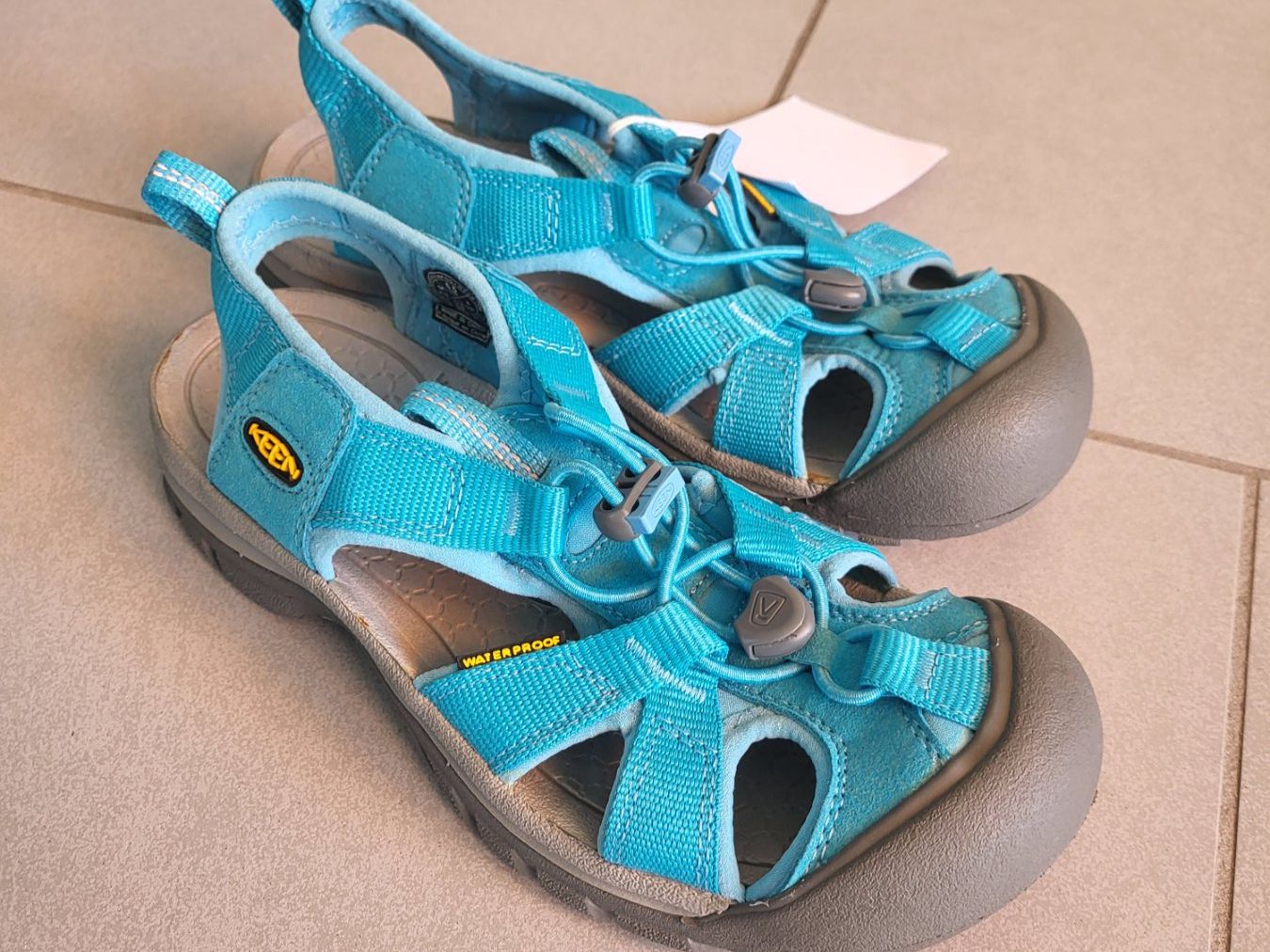 Keen Scarpe da donna: Keen Sandalen gr. 37 NEU – Nuovo (secondo la descrizione) da Boswil venduto da i12i