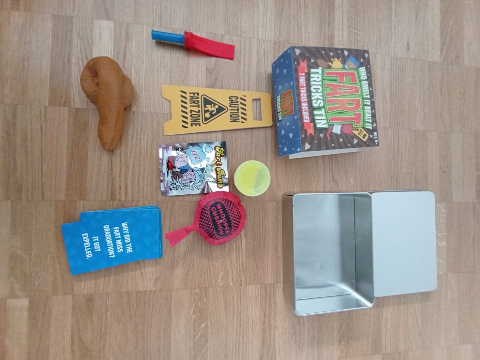 Giocattoli: Fart tricks tin: Furtz Witz Box – Nuovo (secondo la descrizione) da Wädenswil venduto da Mirm1.0 1