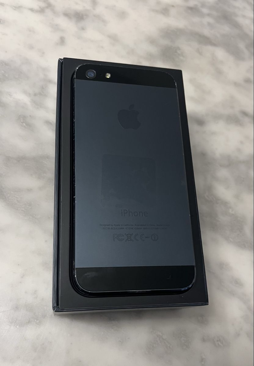 Apple Portables: IPhone 5 64GB – D'occasion à Teufenthal AG par cascada564 1