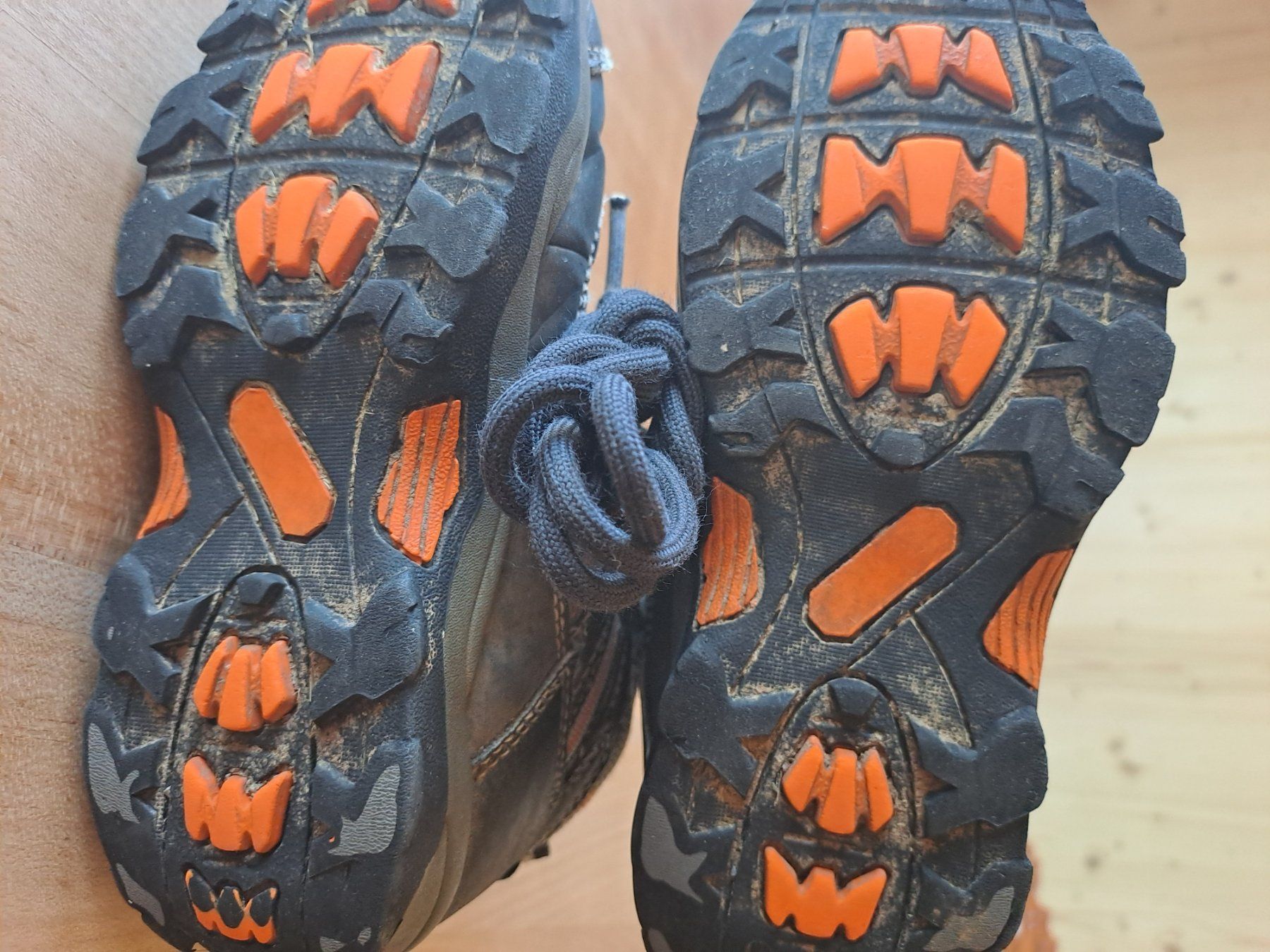 Trevolution Scarpe per ragazzi: Trekking Schuhe Trevolution Gr. 29 – Usato da Menzingen venduto da pia012 1