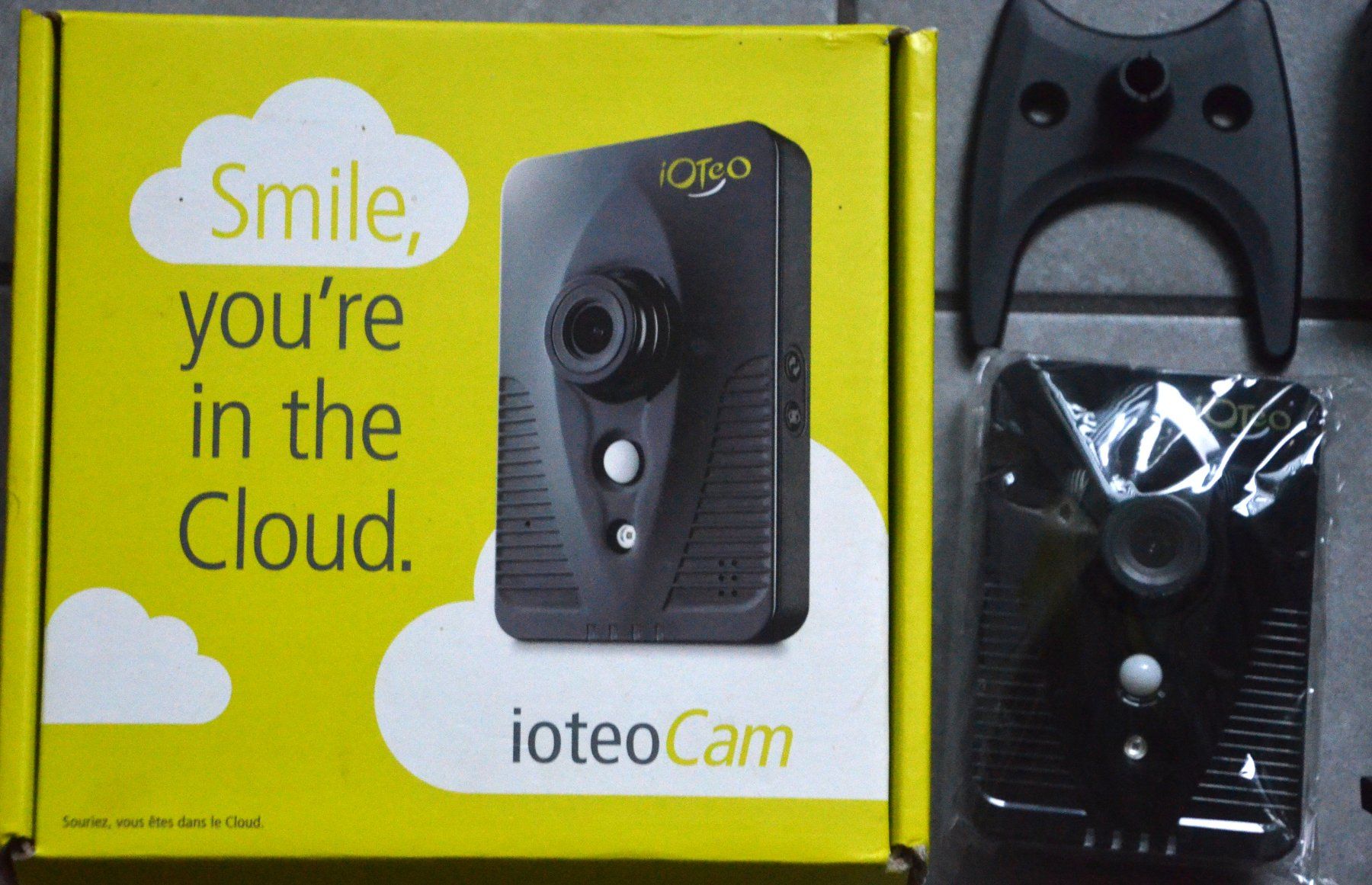 Camcorder: Ioteo Cam IP WiFi Camera / Caméra de surveillance – Gebraucht aus Collonges von arashee 4