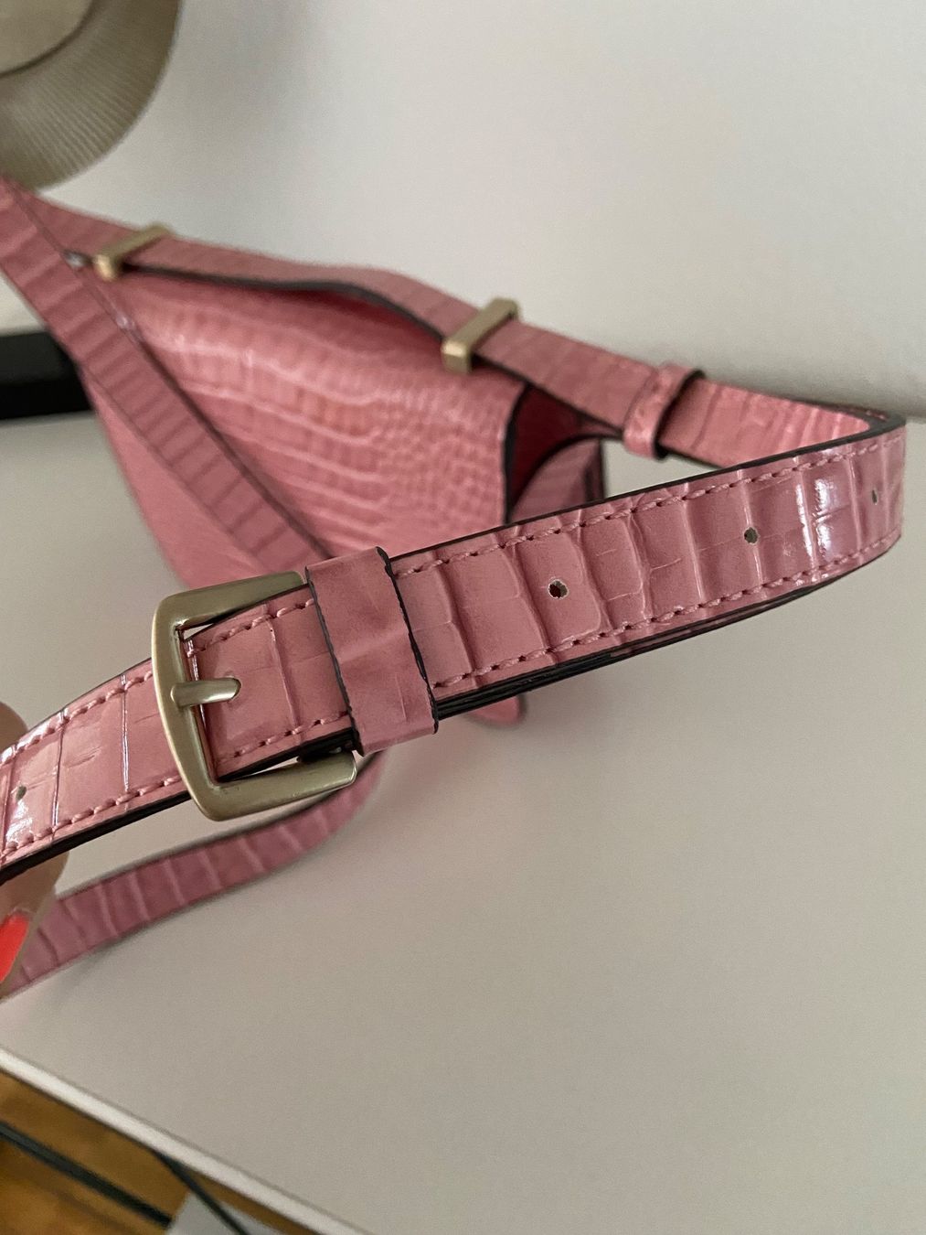 Guess Borse da donna: NEU: Umhängetasche Guess – Nuovo (secondo la descrizione) da Bülach venduto da kittygismo 4