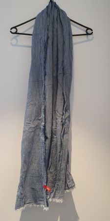 ++ ESPRIT ++ Schal in hellblau